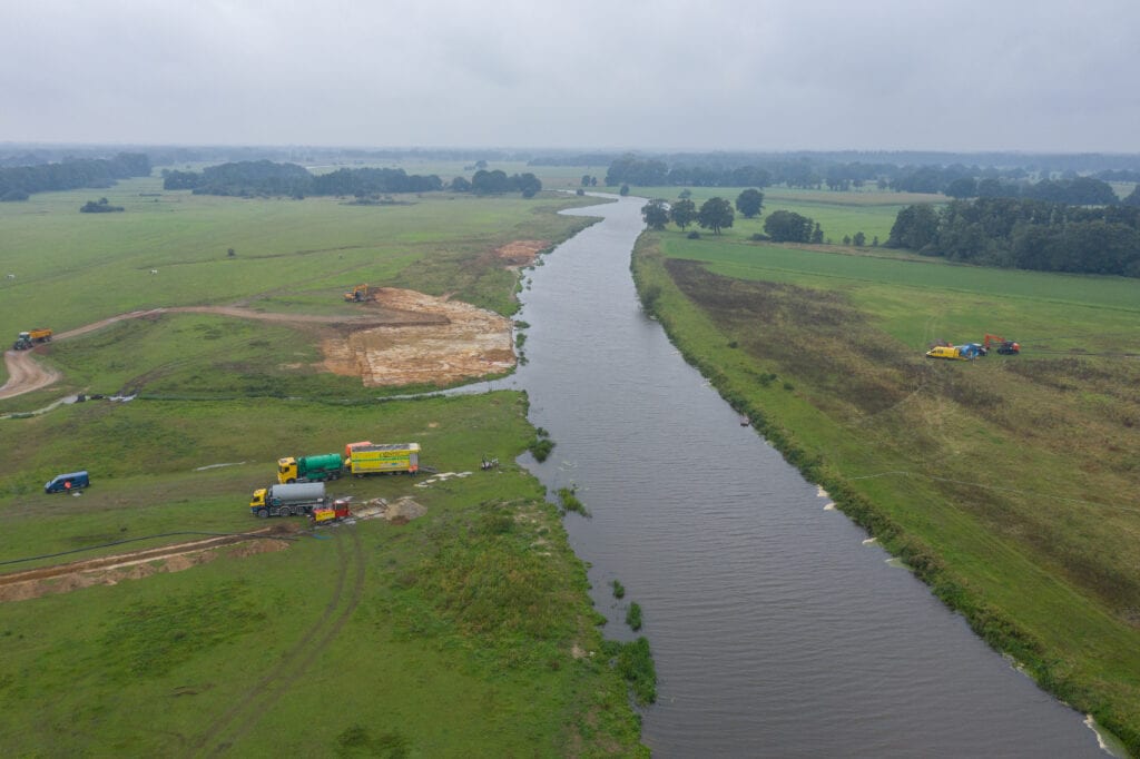 Aanleg drukriolering onder de Vecht door